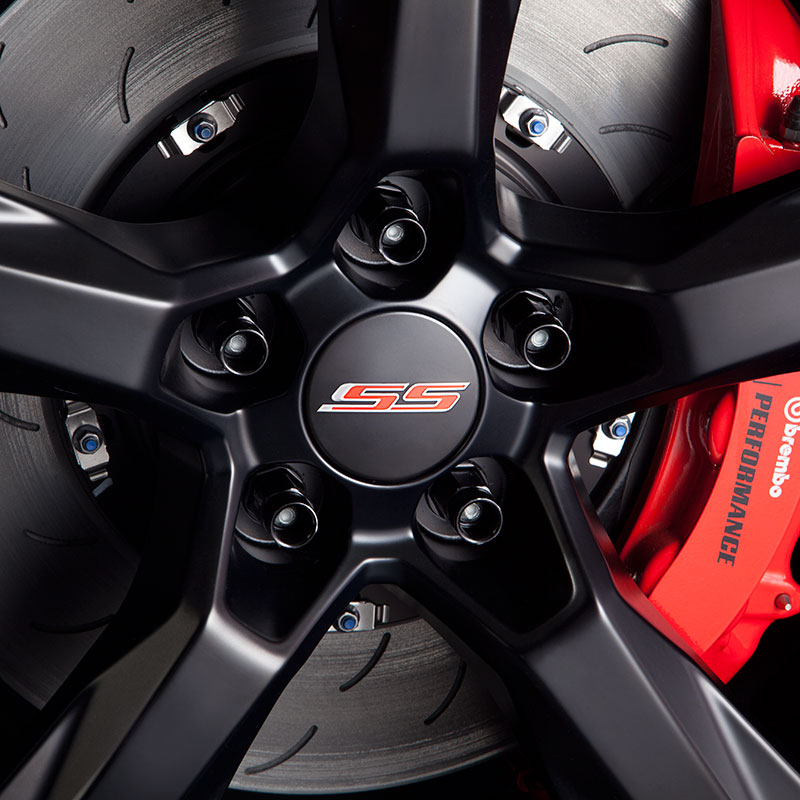 2016 Camaro | Wheel Center Cap | Black | Red SS Logo | Single