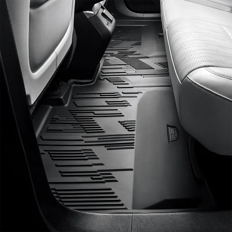 2024 LYRIQ | Floor Liners | Noir | Front and Rear | Cadillac Logo