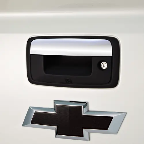 2016 Silverado 2500 Chrome Tailgate Handle | without Rear Camera